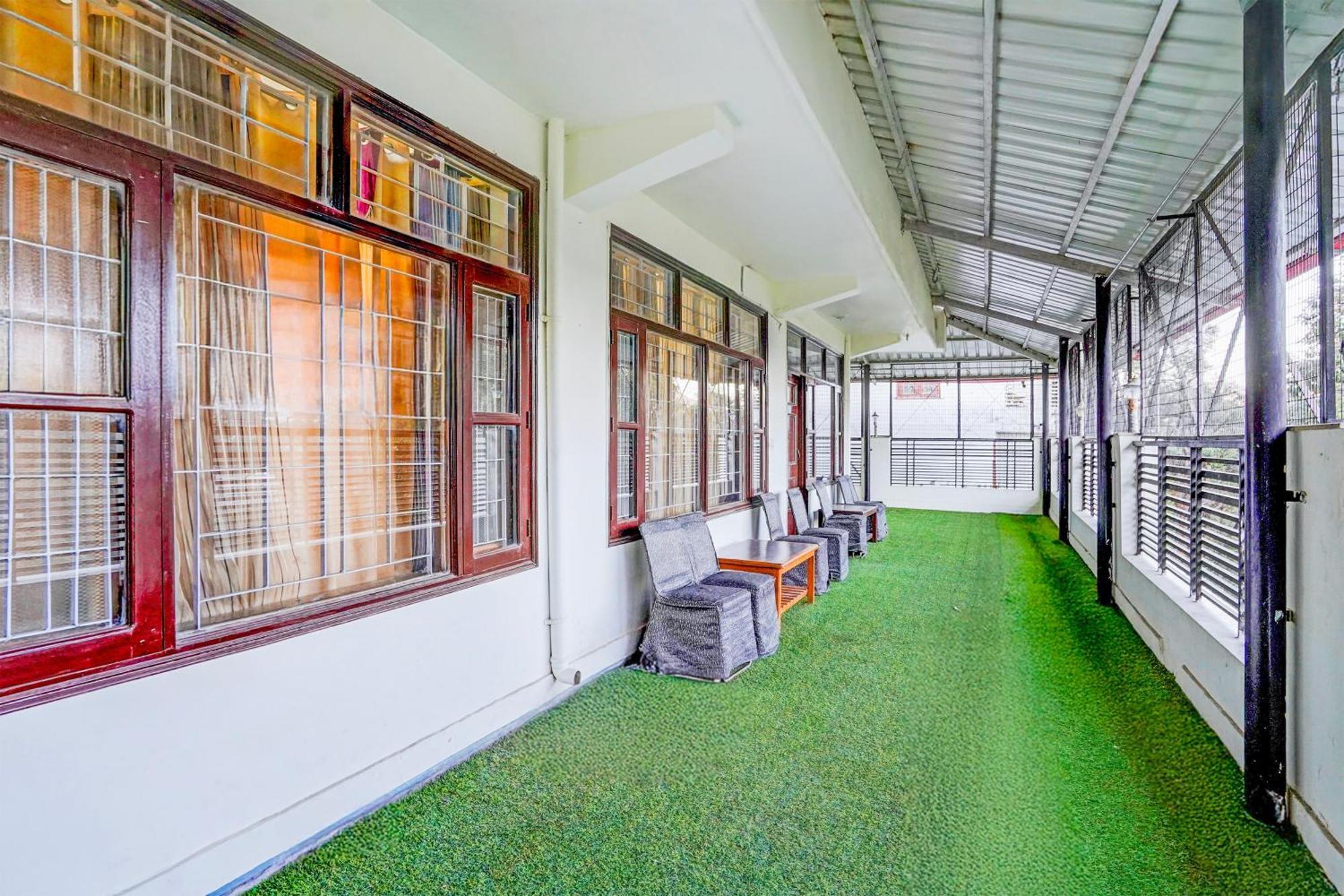 Super Townhouse Mall Road Near Library Chowk Mussoorie Extérieur photo
